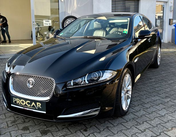 Jaguar XF 2.2 Diesel*Autom*Navi*Pdc*Xenon*8Fach*