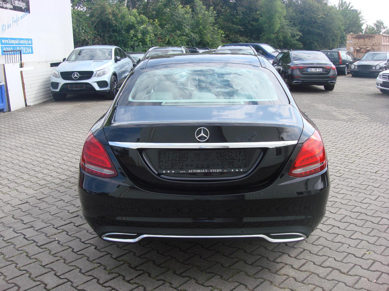 Mercedes-Benz C 180 CGI Lim. Exclusive*Comand*LED*PDC*SHZ*TÜV*
