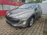 Peugeot 308 Platinum-Automatik - gebrauchte Peugeot 308 aus dem Jahr 2010