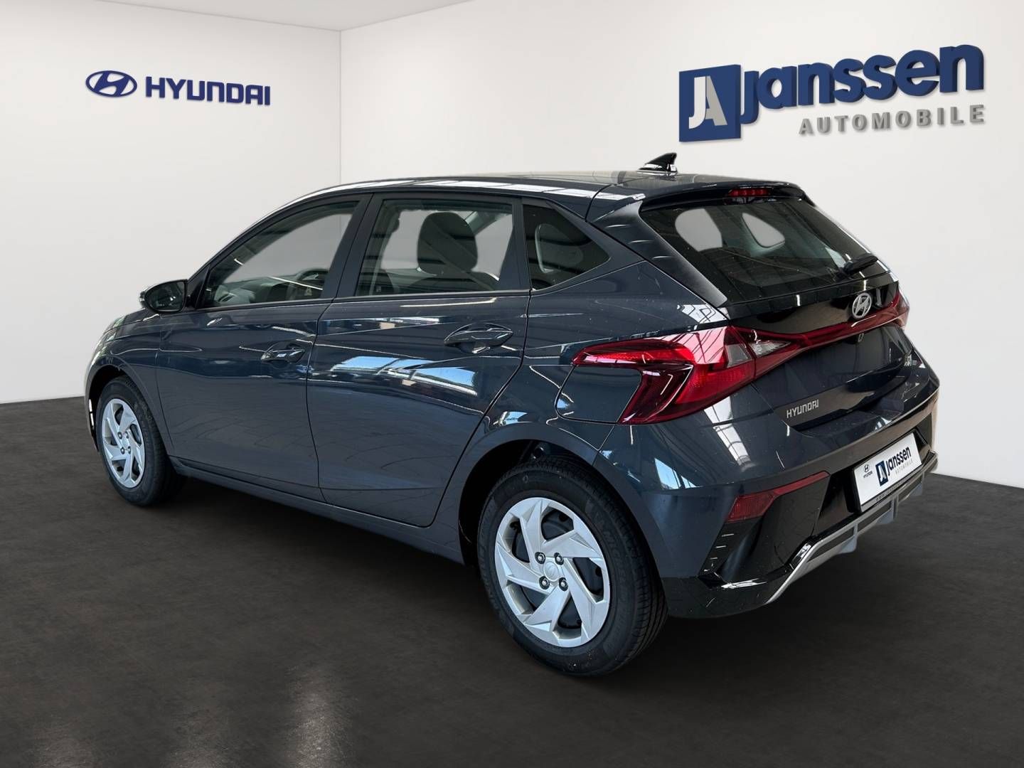 Fahrzeugabbildung Hyundai i20 FACELIFT | 1.0 T-GDI (90 PS)| 6-MT 2WD Selec