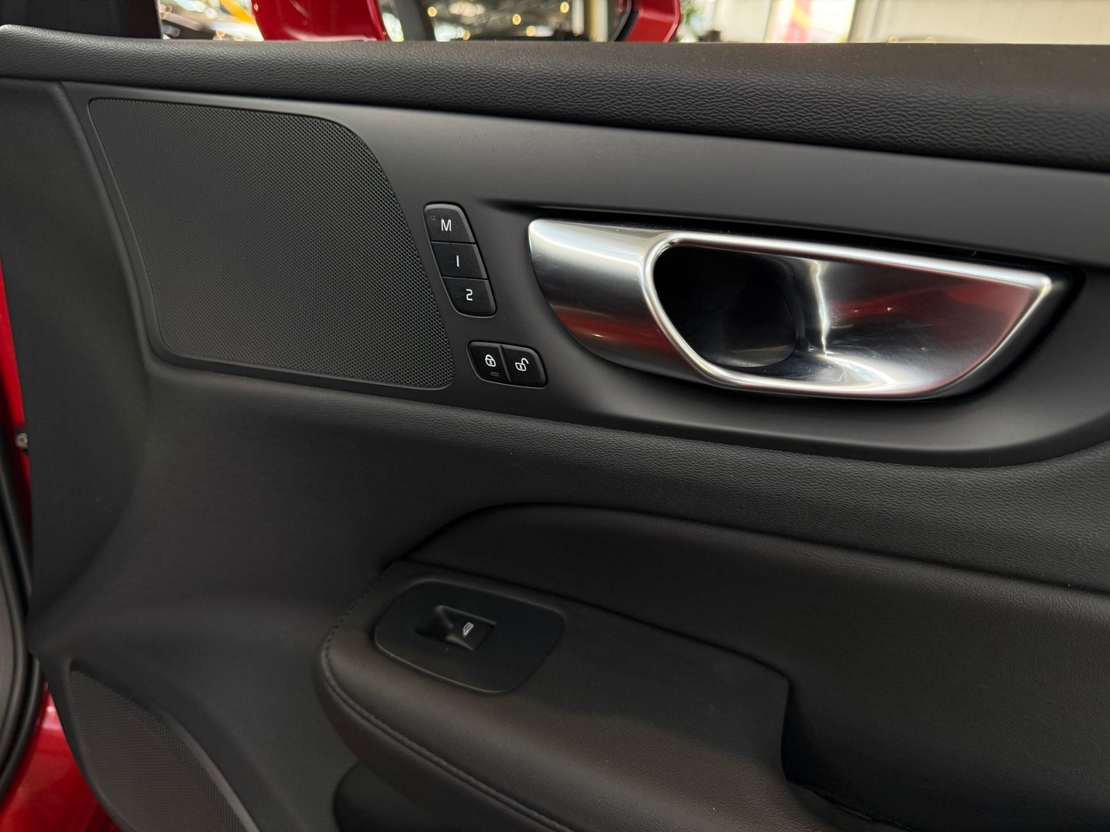 Fahrzeugabbildung Volvo V60 Kombi Core AHK LED ALU