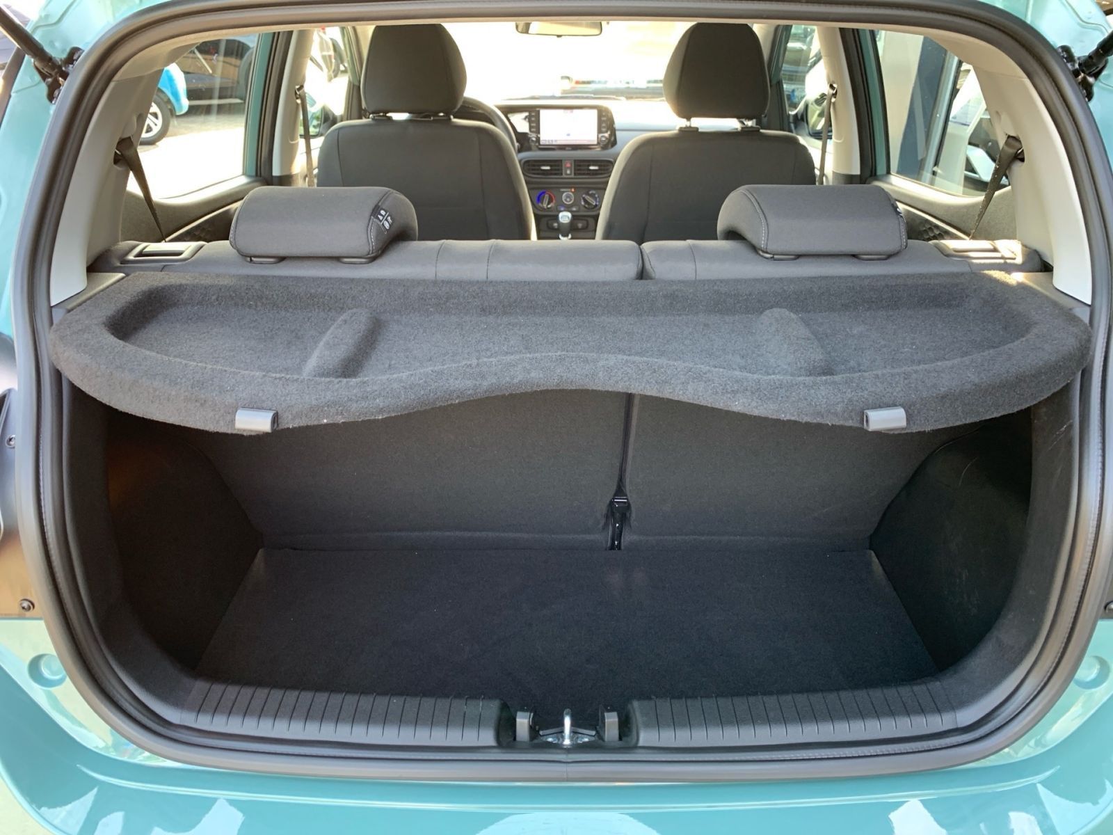 Fahrzeugabbildung Hyundai i10 1.0 Select Navi Allwetter
