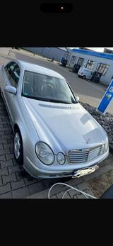 Mercedes-Benz Mercedes w211 e klass 200d classic 2004 - Mercedes-Benz C 200
