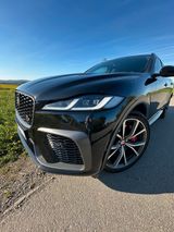Jaguar F-Pace P550 SVR AWD - V8 Kompressor 