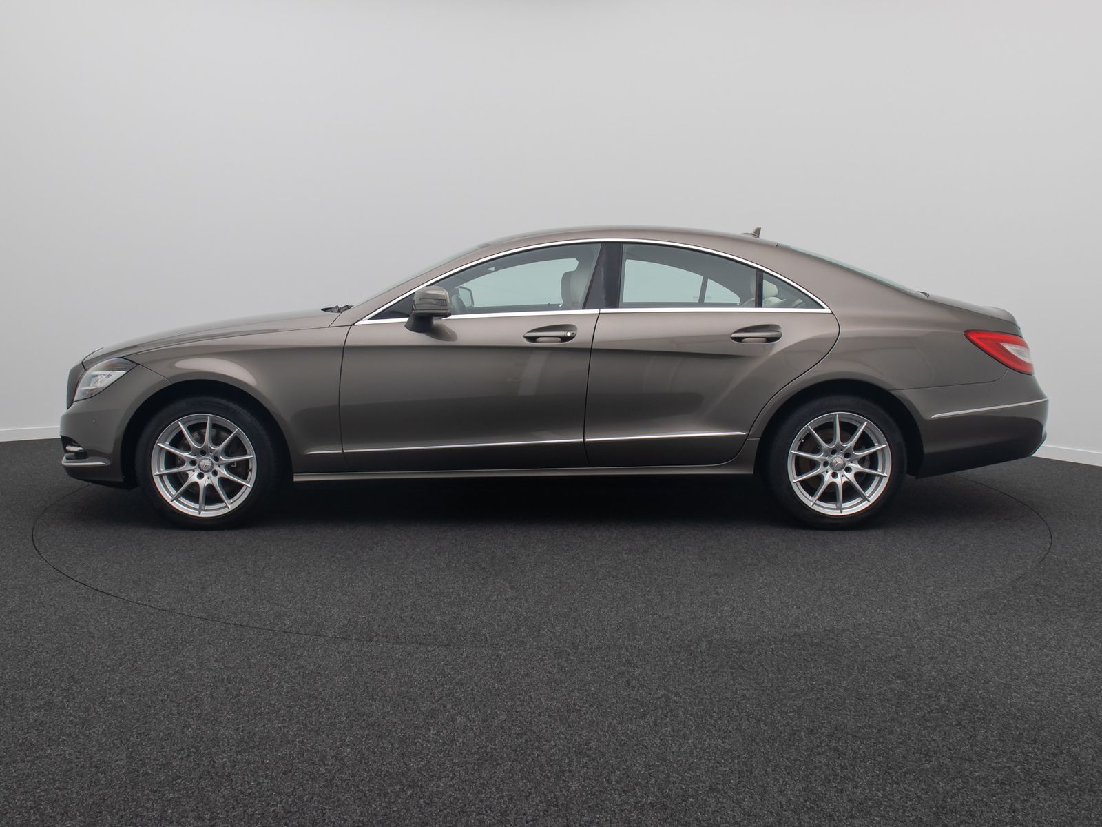 Fahrzeugabbildung Mercedes-Benz CLS 350 CDI BE 4Matic Memory H/K Bel&uuml;ftung Leder