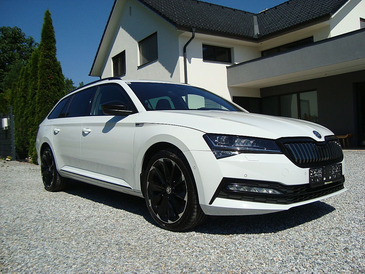 Skoda Superb Kombi IV Sportline DSG 1-Hand Voll !! imagem 2