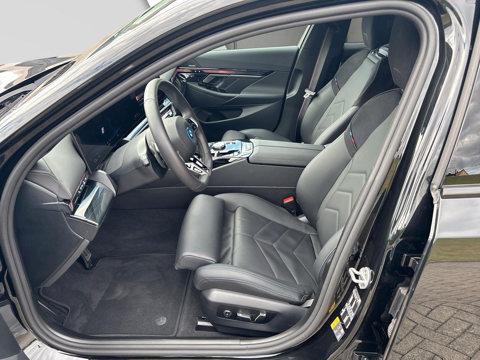 BMW 530e xDrive Lim M Sport Pro*Pano*20*AHK*H&K*ACC*