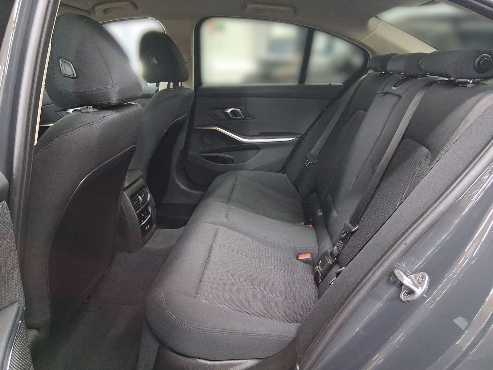 BMW 318 - Bild 11