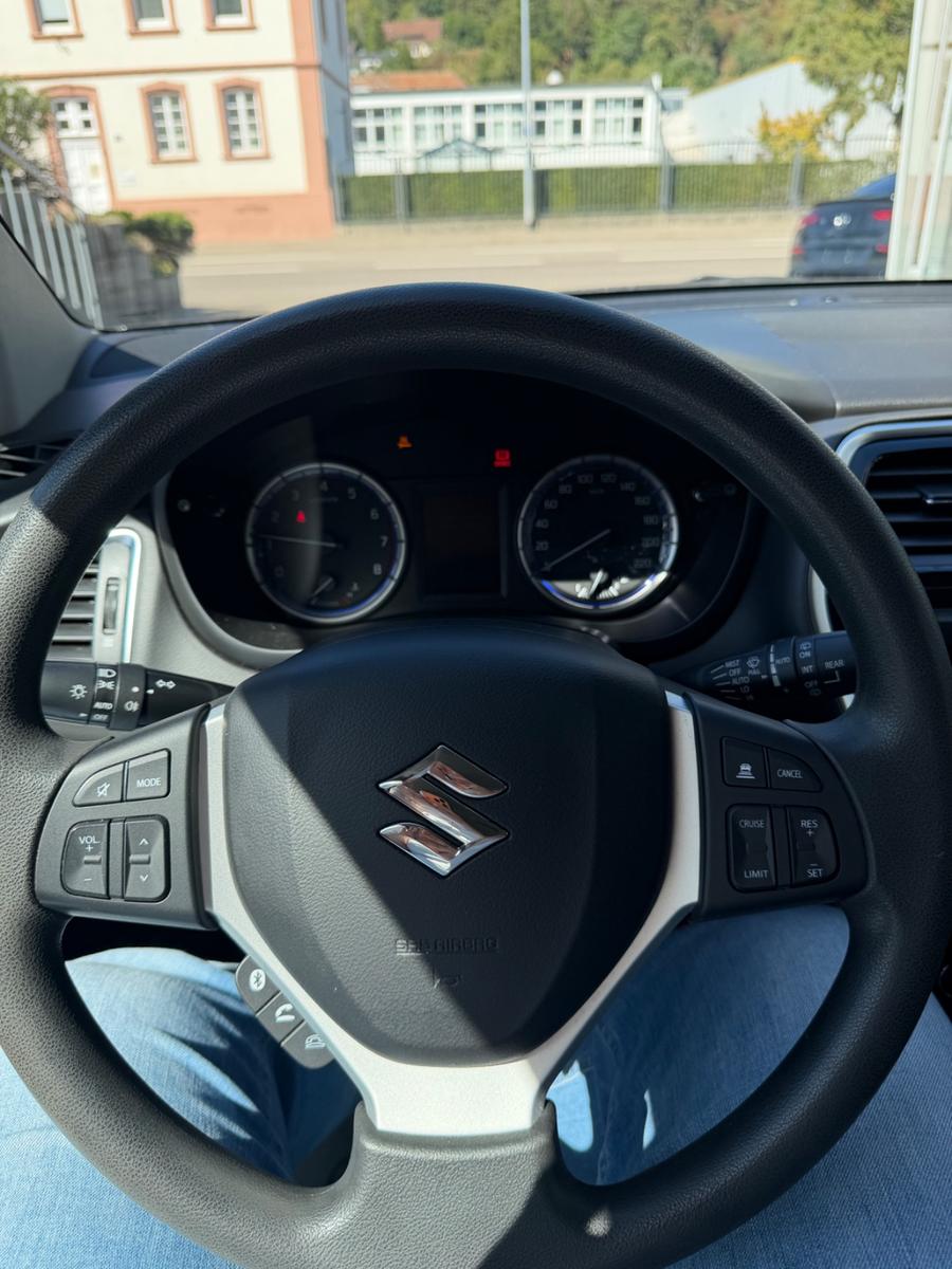 Suzuki SX4 S-Cross Comfort+ACC+AHK+KLIMAA.
