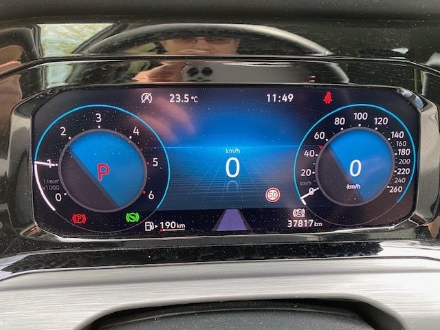 Golf VIII Variant 2.0 TDI 150 PS DSG Style LED-P