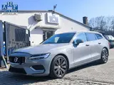 Volvo V60 Core Recharge Plug-In Hybrid AWD ACC 360 - Volvo V60 Unfallwagen