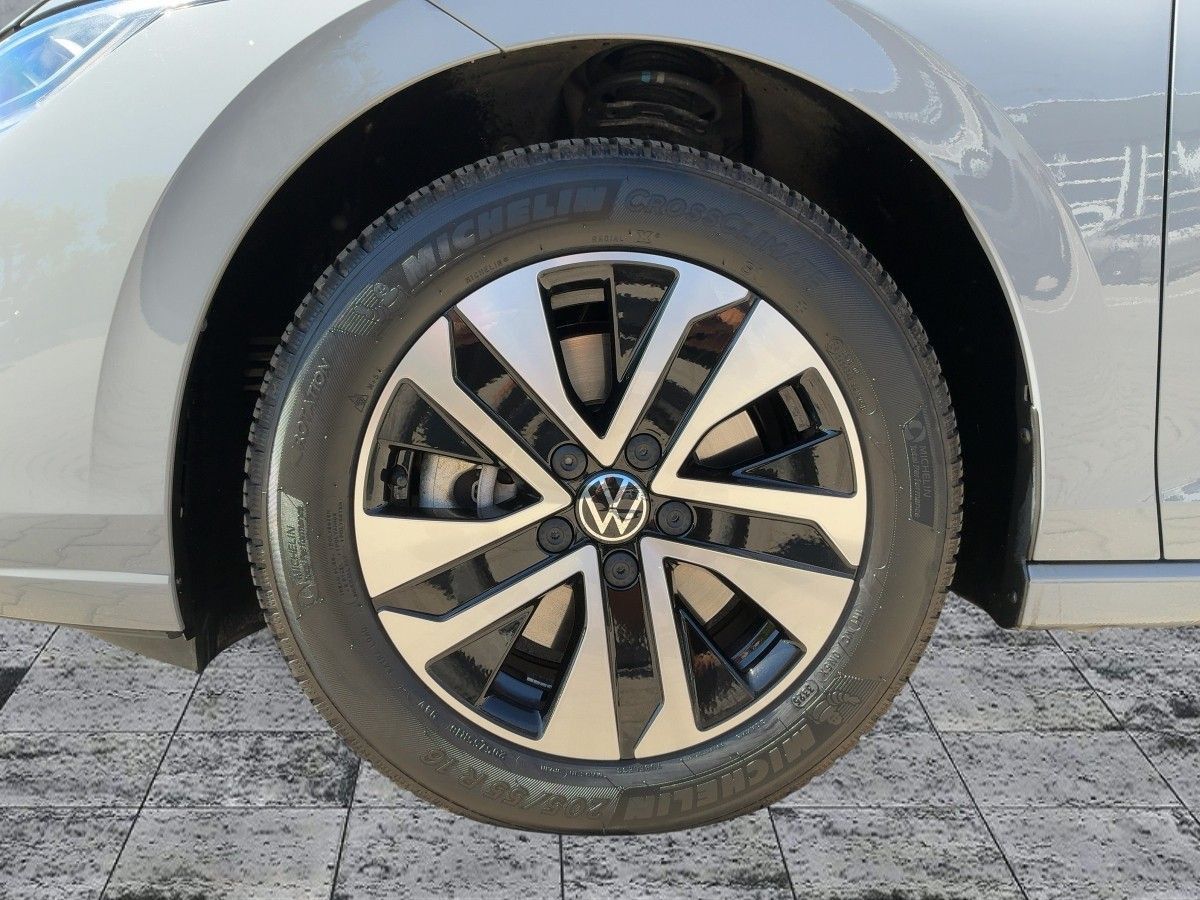 Volkswagen Golf - Bild 8
