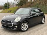 MINI Cooper D Cooper*AUTOMATIK*EURO 6*NAV*PDC*SHZ* - MINI Cooper D von privat