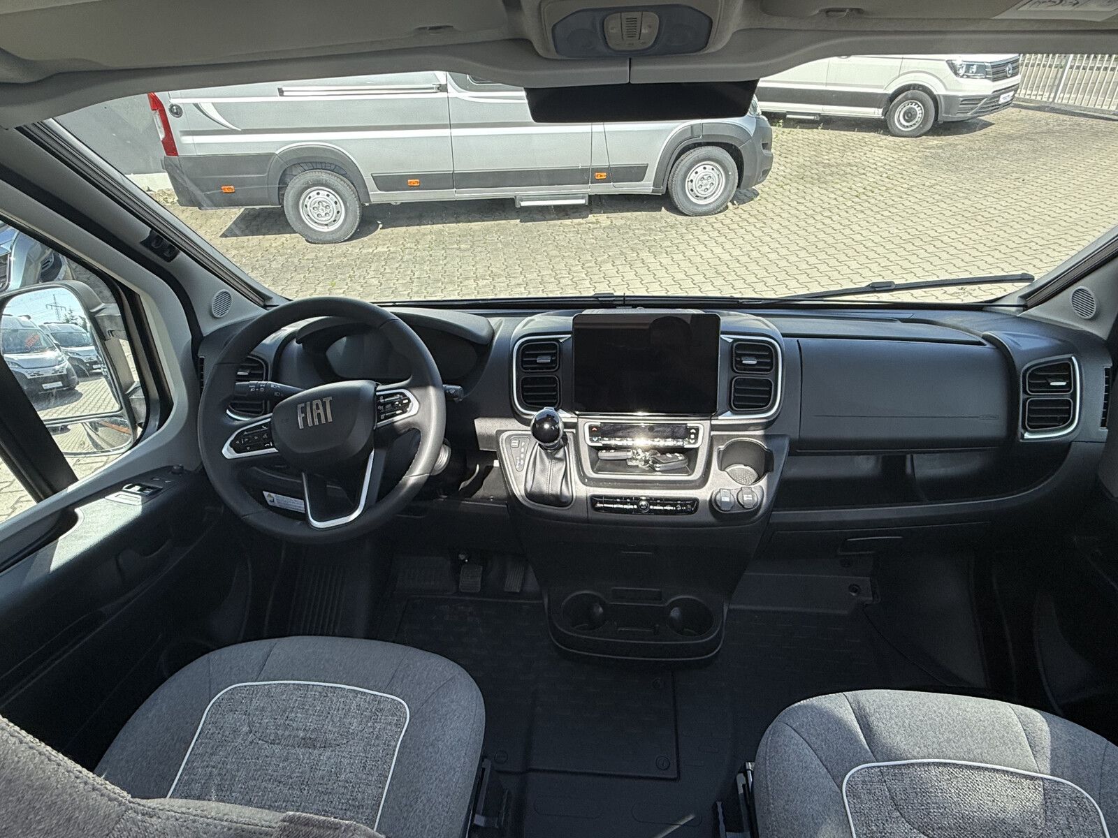 Fahrzeugabbildung Malibu Van diversity 640 LE K GT Skyview Bullaugen