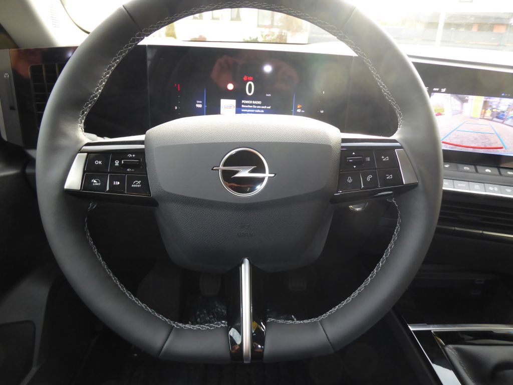 Fahrzeugabbildung Opel Astra ST Elegance 1.2 Turbo+AGR-Sitz+LED