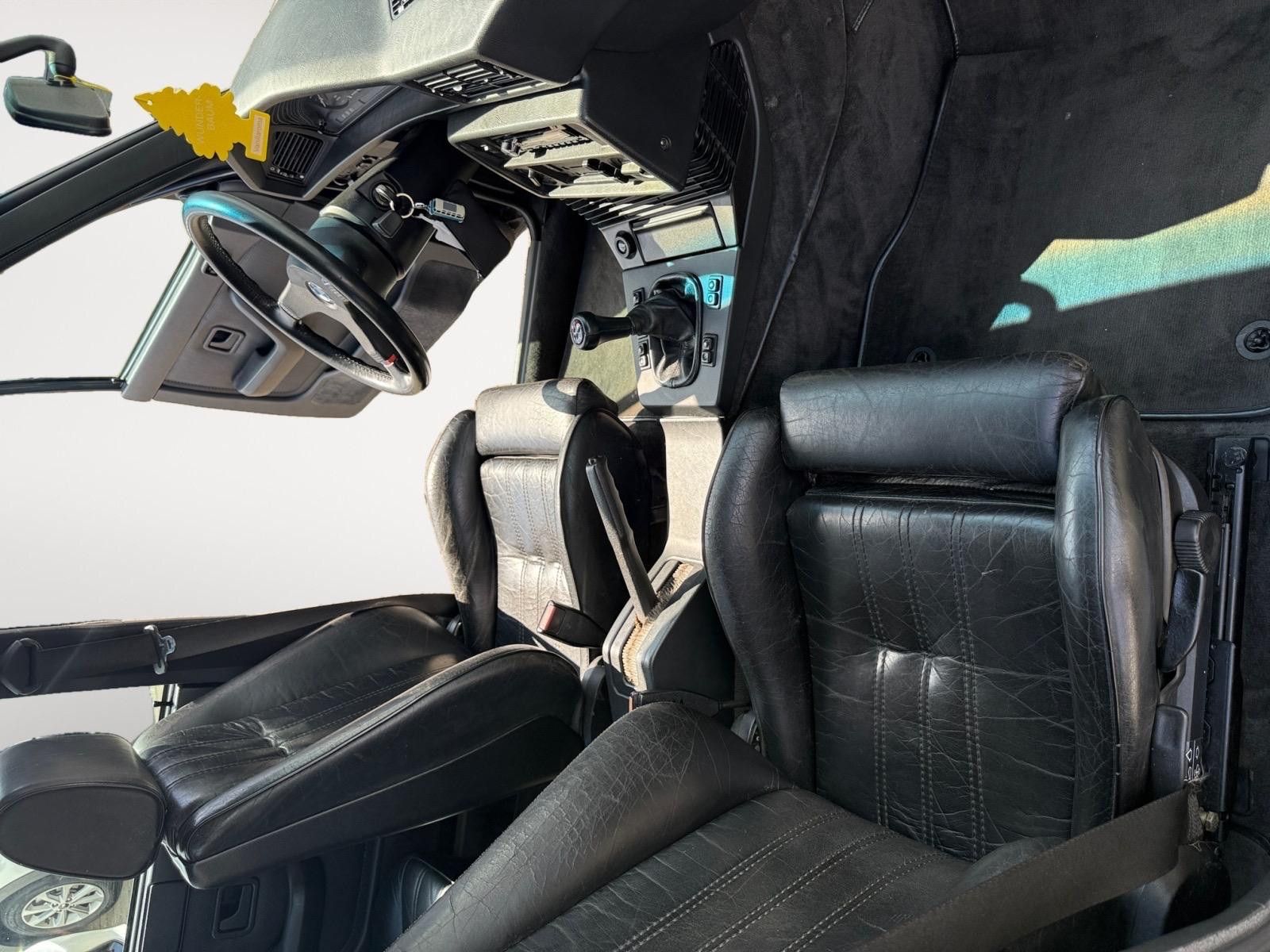 Fahrzeugabbildung BMW 535i