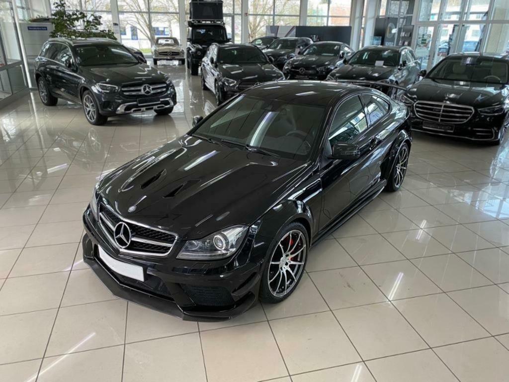 Mercedes-Benz C 63 AMG