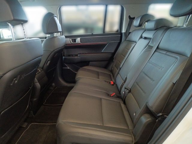 Fahrzeugabbildung Hyundai SANTA FE PHEV 1.6 T-GDI 4WD Signature Komfort-Pa