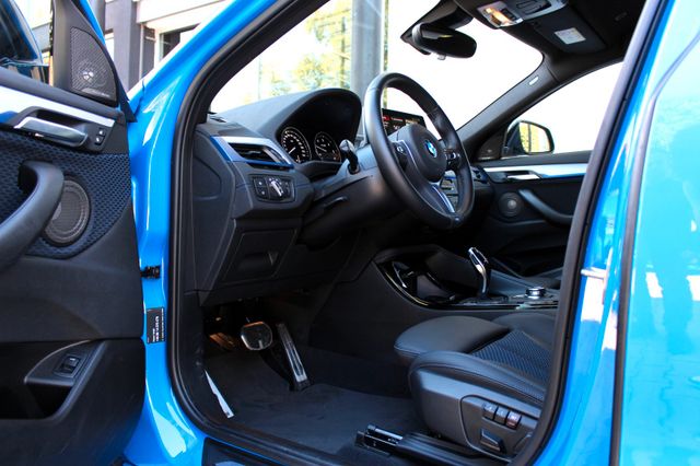BMW X2 xDrive 18 d M Sport / BUSINESS / H&K / KAMERA