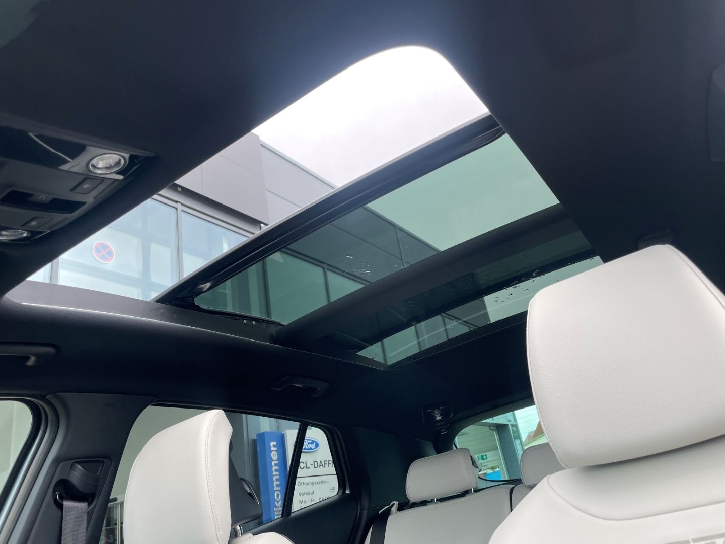 Fahrzeugabbildung Kia Sportage GT Line AWD LED Schiebedach 360Kamera