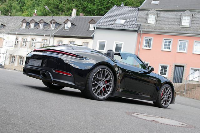 Porsche 992.2 S Cabrio*Sportab.,Chrono,ACC,BOSE,14-Wege*