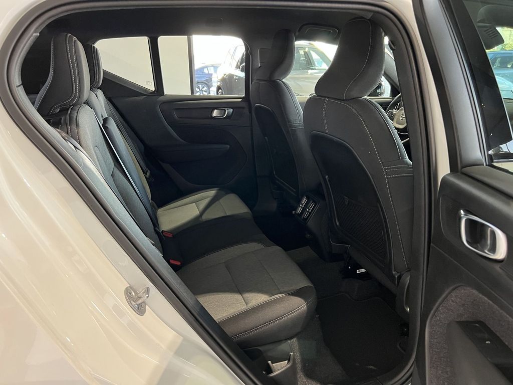 Volvo XC40 B3 Plus Dark ACC BLIS 360° H/K LED Navi SHZ