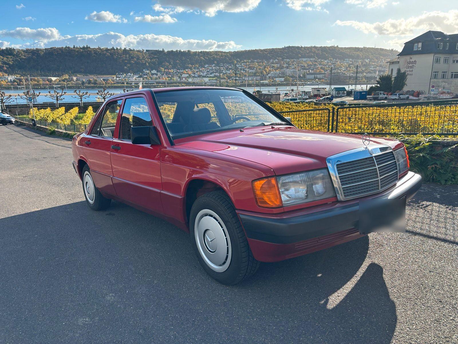 Mercedes-Benz 190