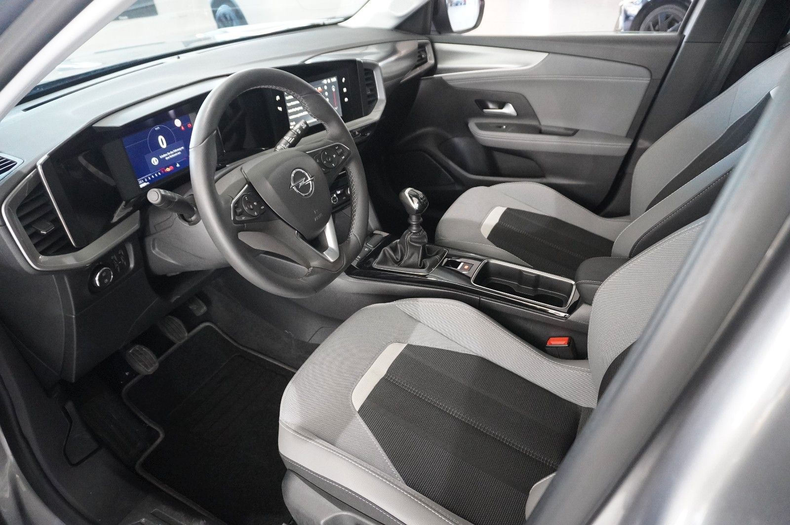 Fahrzeugabbildung Opel Mokka ELEGANCE 1.2T NAVI/LED/KAMERA/SPORT/SH/DAB
