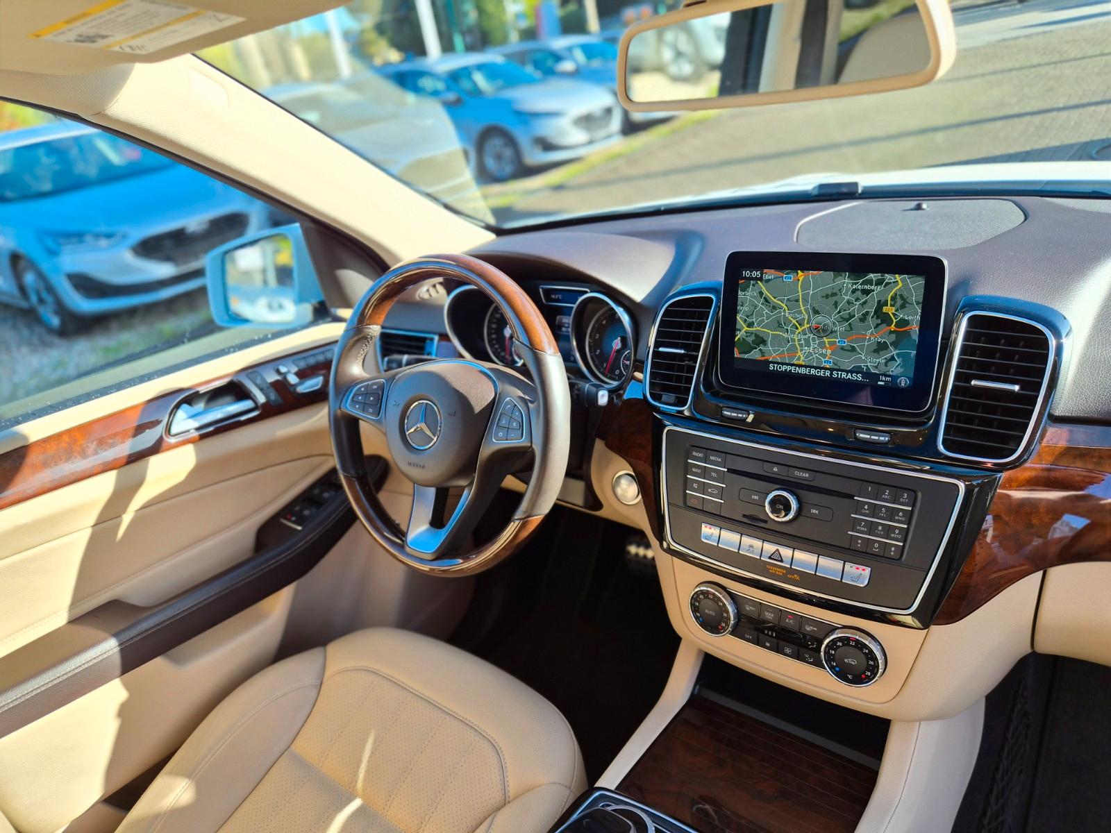 Mercedes-Benz GLE 350 4Matic/Pano/Navi/Kamera/Leder/AHK/Garant