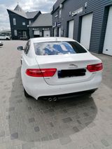 Jaguar XE E-Performance 163PS Portfolio Automatik P... - Jaguar: Performance