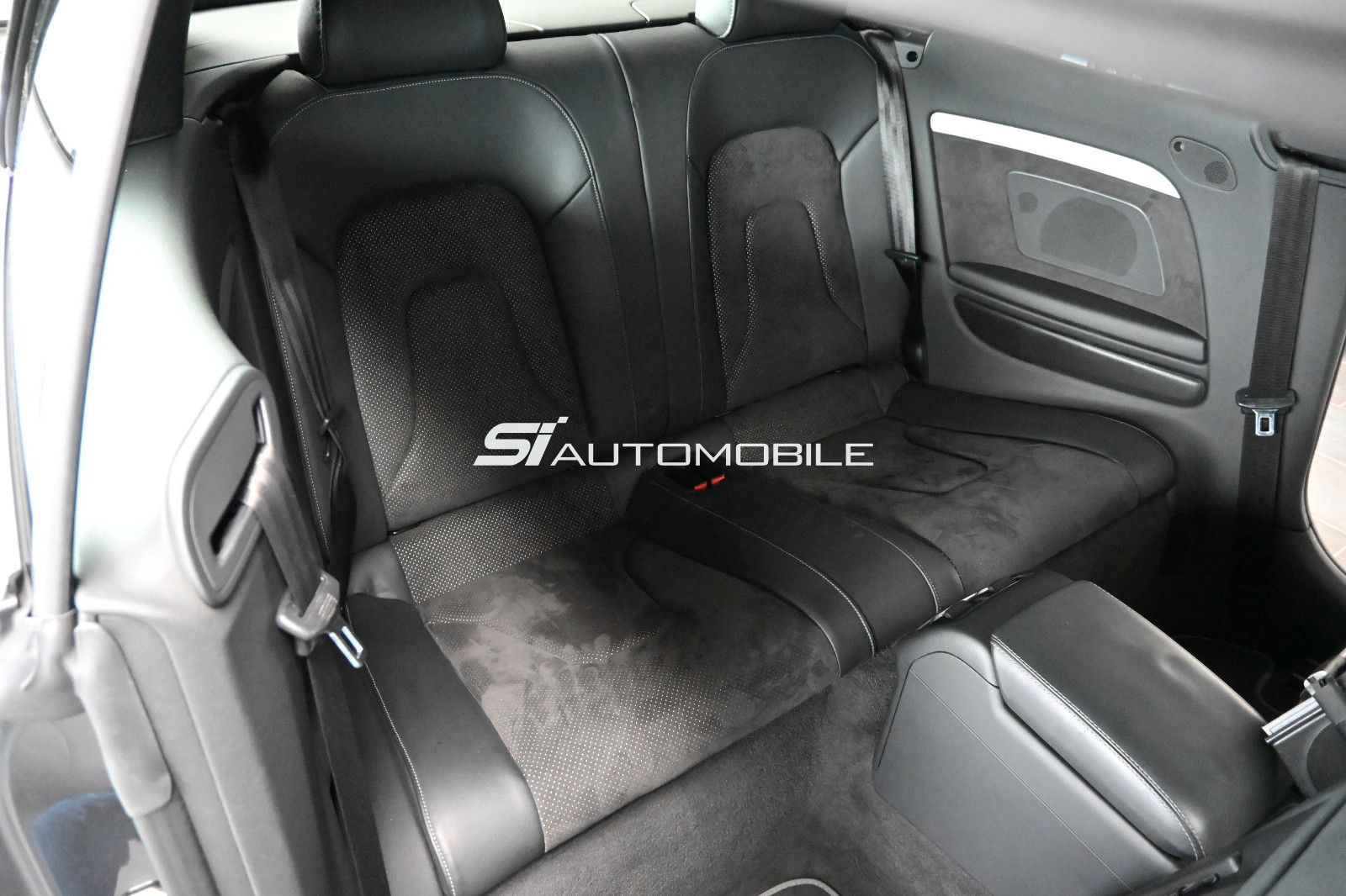 Fahrzeugabbildung Audi A5 2.0 TDI qu. Cabrio S LINE SPORT ED. PLUS °MMI