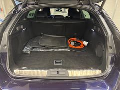 PEUGEOT 508 SW Hybrid 1.6 225 GT Sportpaket Navi Soundsy