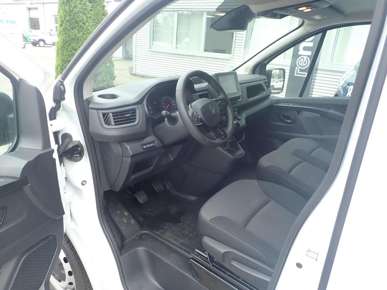 Fahrzeugabbildung Renault Trafic Lkw Komfort L1H1 3,0t Blue dCi 130 MY25