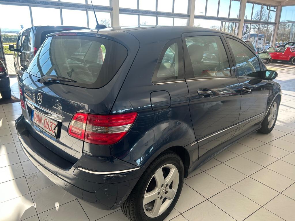Mercedes-Benz B 170