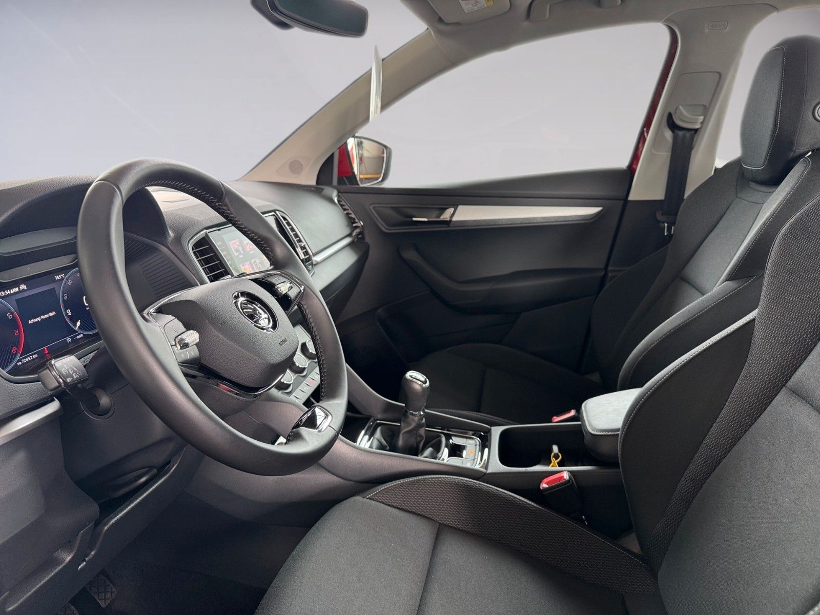 Fahrzeugabbildung SKODA Karoq Ambition 1.0 TSI