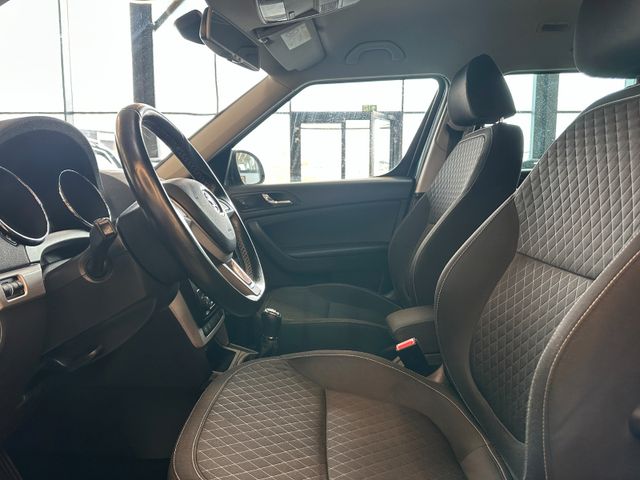 Skoda Yeti Edition *1. Hand*Klima*SHZ*AHK*Bi-Xenon*