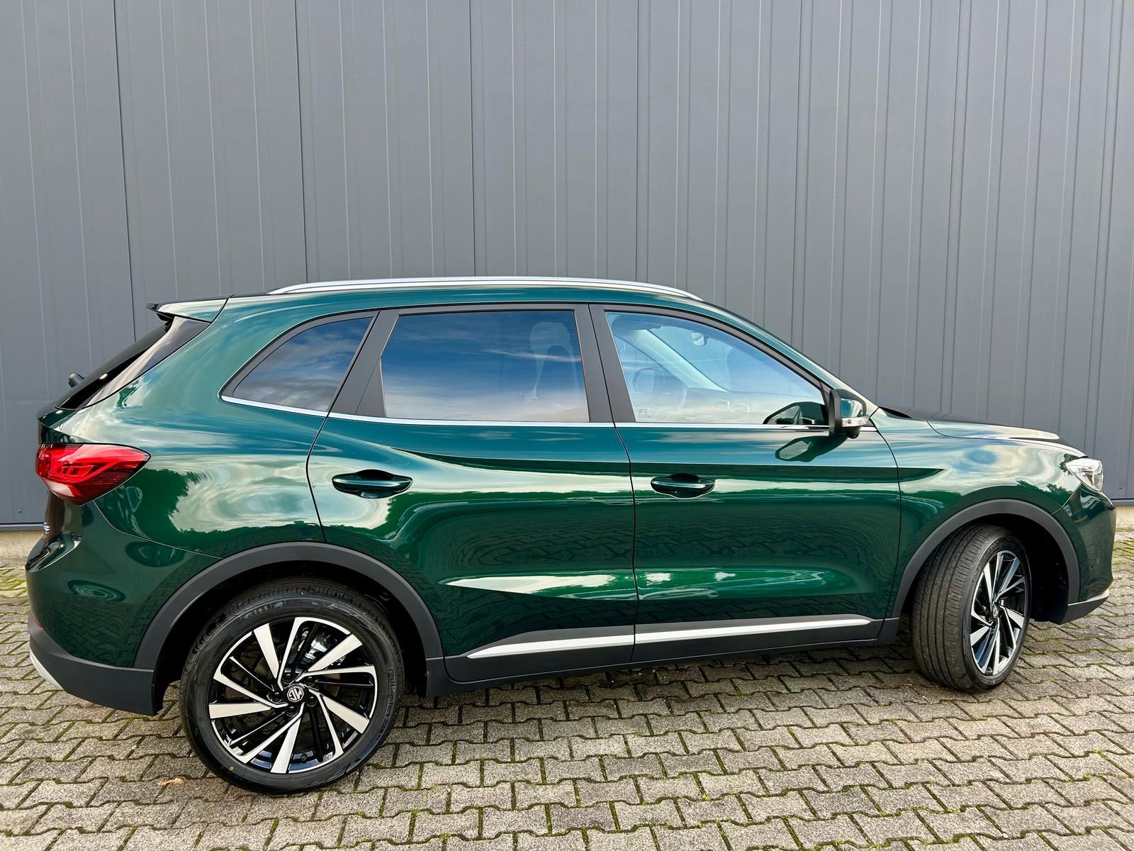 MG ZS
