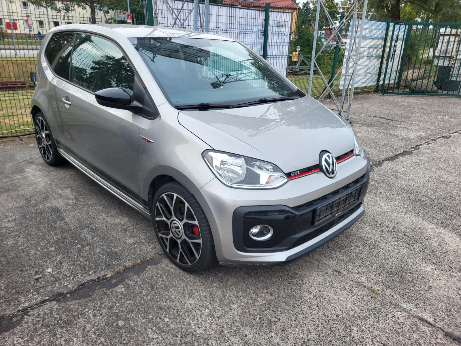 Volkswagen up! GTI