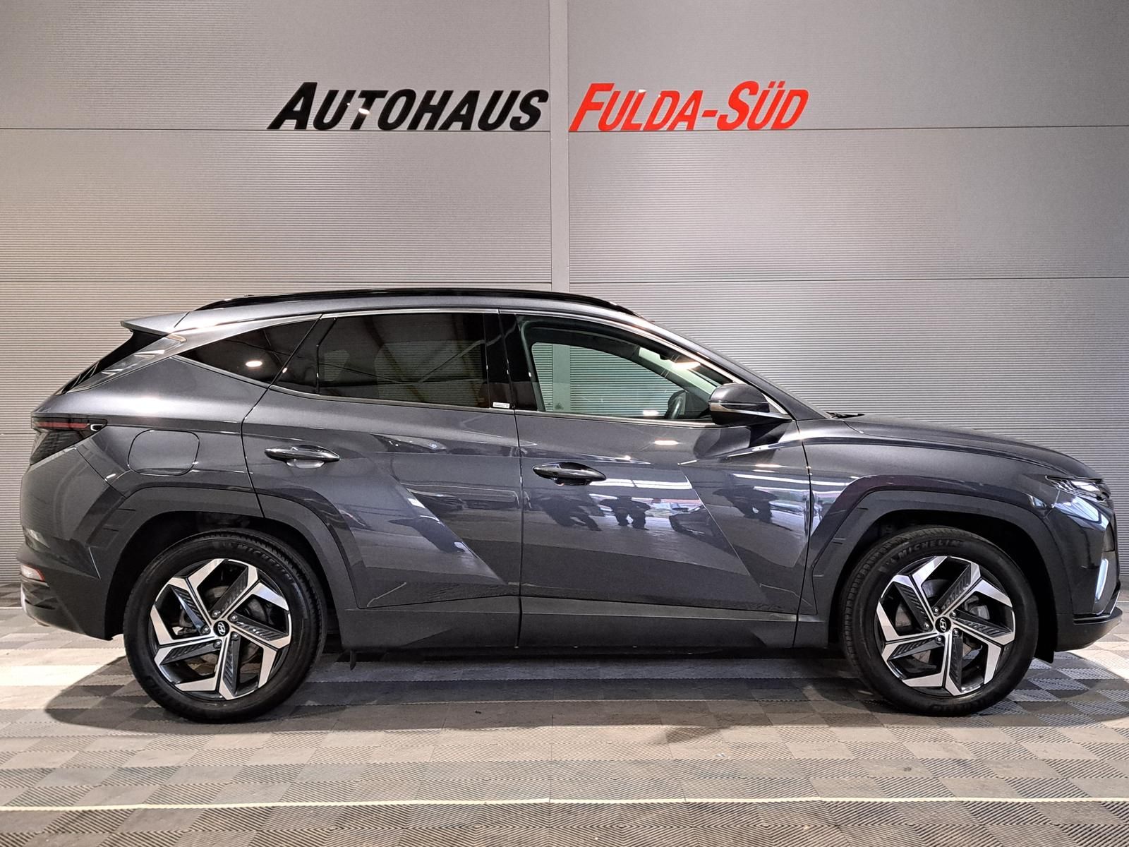 Hyundai TUCSON Trend Plug-In Hybrid 4WD°SH°RFK°TWA°ACC°D imagem 3
