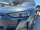 Audi e-tron GT RS quattro *HUD*BLACKSTYLE*MATRIX*B&O* - Audi e-tron GT: Grau
