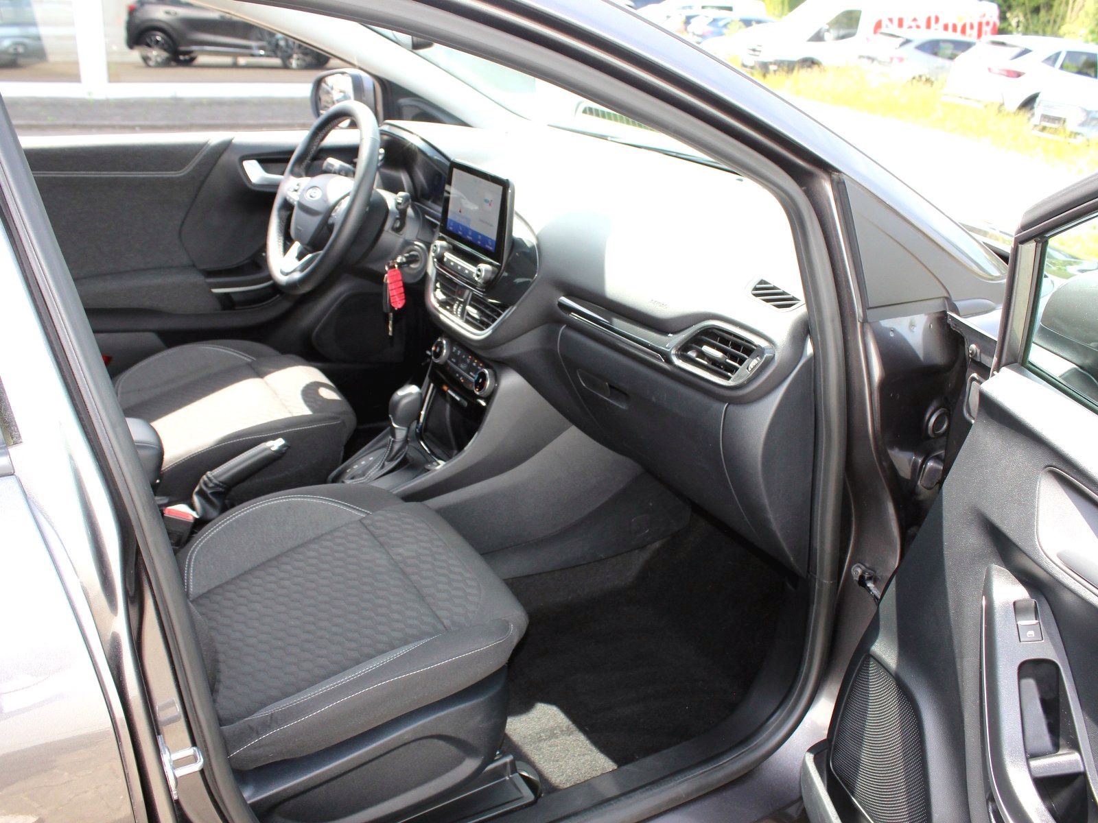 Fahrzeugabbildung Ford Puma Titanium 1,0 EcoBoost Mild Hybrid