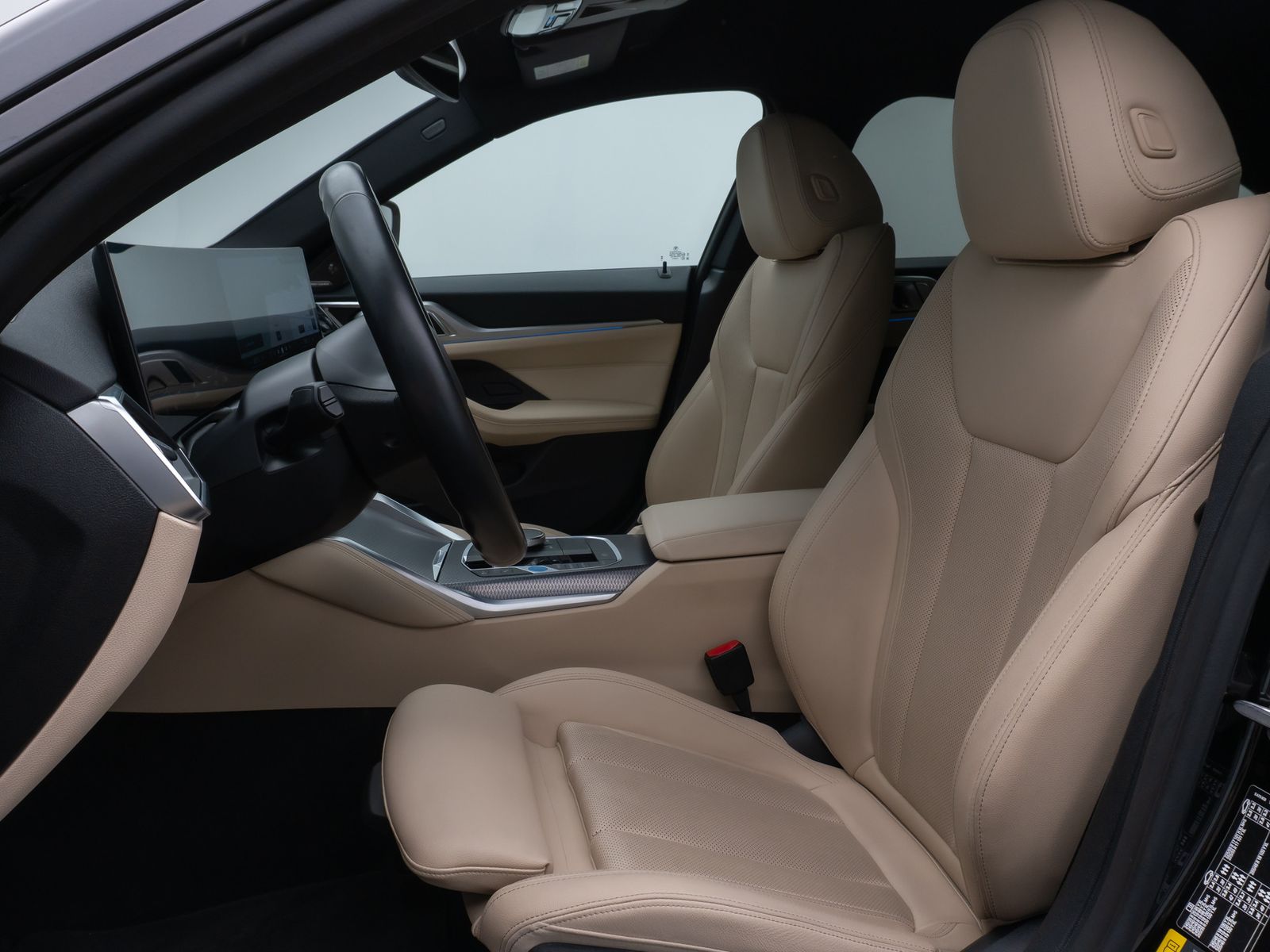 Fahrzeugabbildung BMW i4 eD40 Gran Coupè M Sport Kamera DAB H/K 19Zoll