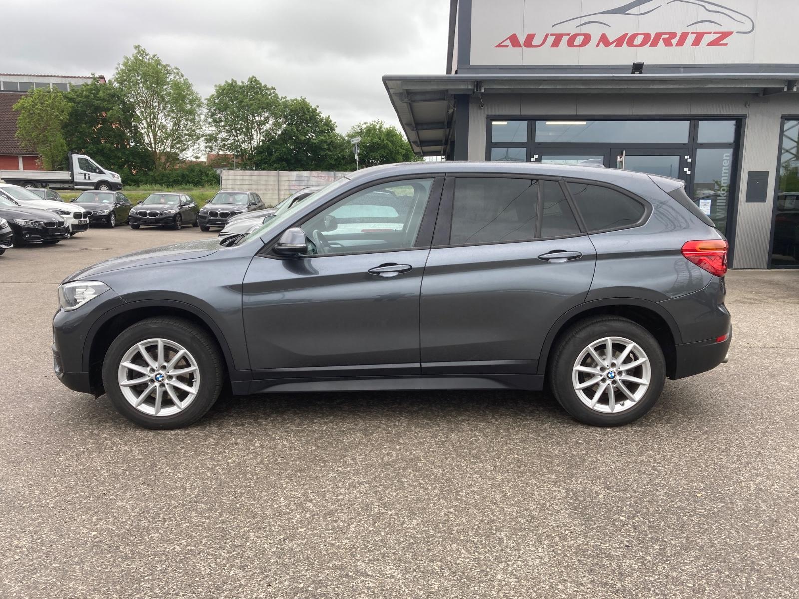 BMW X1 sDrive18i *PDC*Rückfahrkamera*Navi*