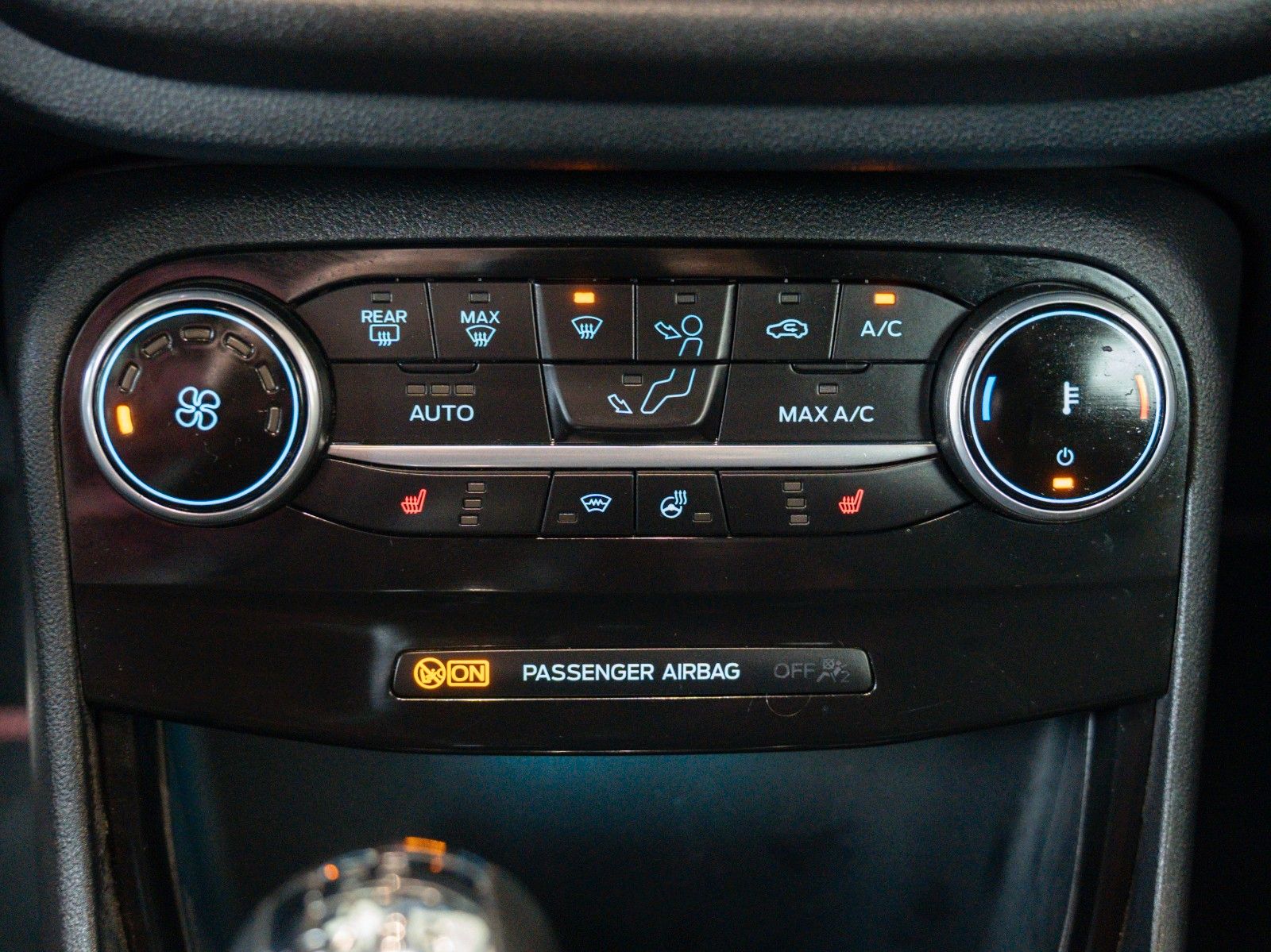 Fahrzeugabbildung Ford Puma ST-Line X NAVI/B&O/LED/WINTER-PAKET