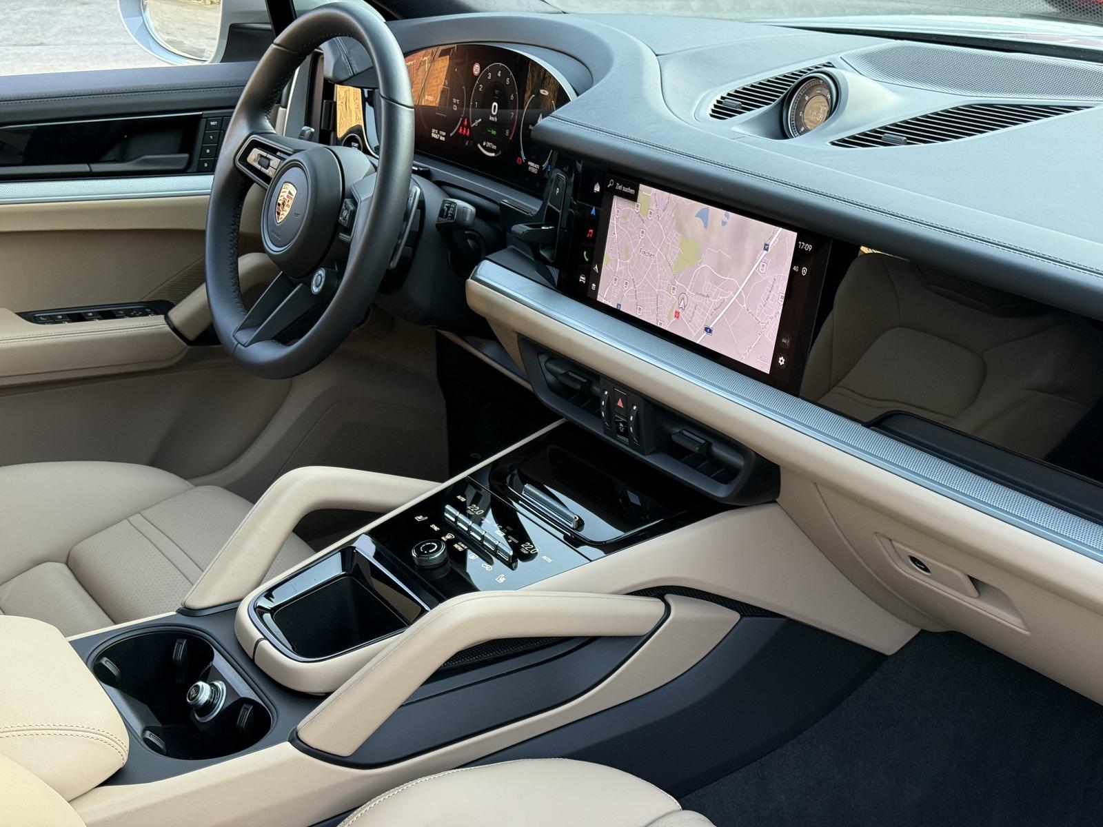 Porsche Cayenne E-Hybrid Coupe SPORTDESIGN*INNODRIVE*22