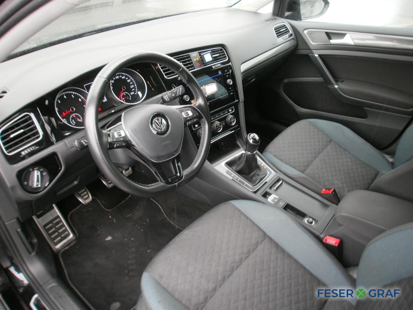 Volkswagen Golf Variant 1.0TSI IQ.DRIVE Navigationssystem