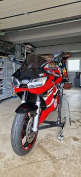 Yamaha YZF-R6 RJ03 2001 | Gepflegt | MIVV | TÜV | Zub.
