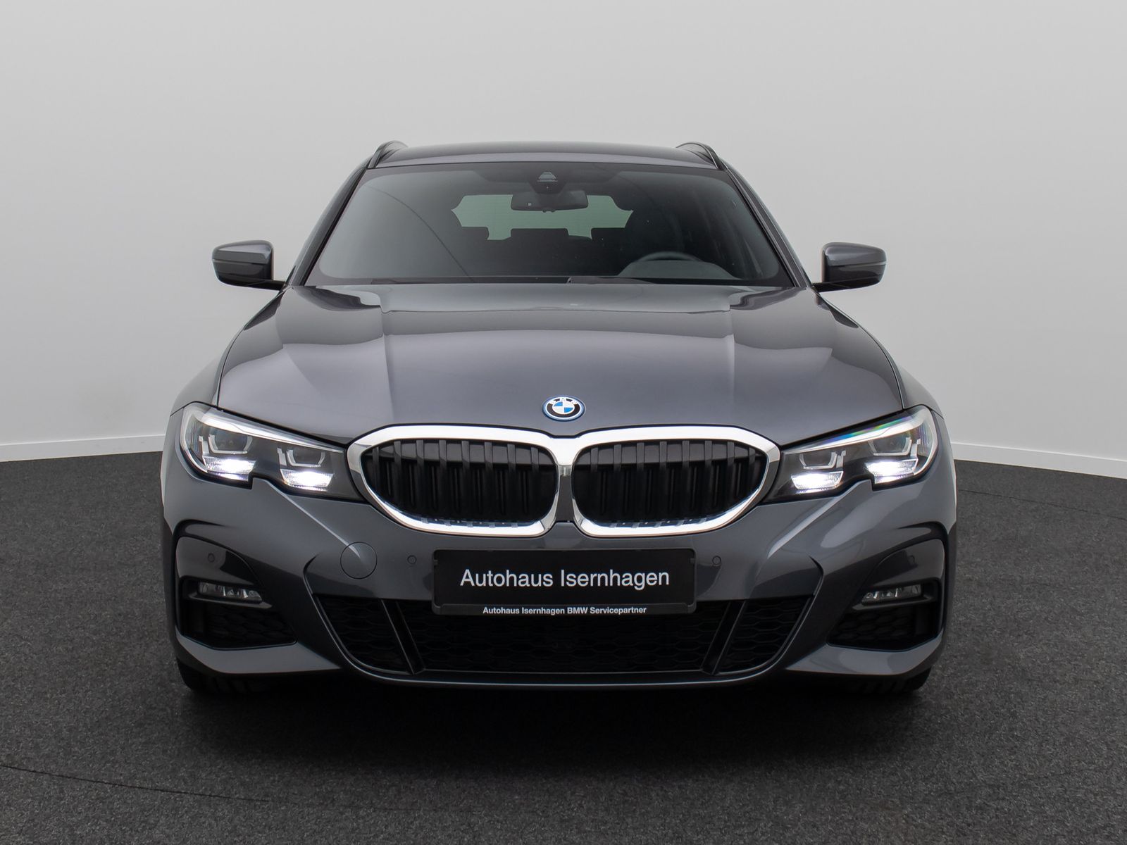 Fahrzeugabbildung BMW 330e M Sport Alarm AHK DAB HiFi Komfort PDC 18"