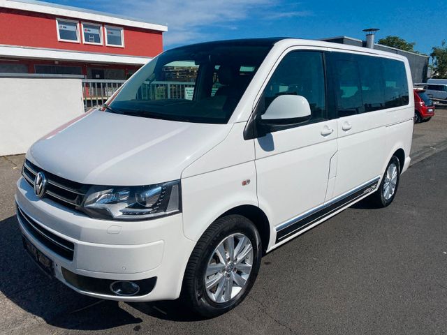 Volkswagen T5 Transporter Bus Multivan Highline 4Motion