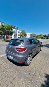 Renault Clio // 8xbereift (Winter&Sommer auf Alu)  - Renault Clio mit Benzin-Antrieb: Kleinwagen, Automatik, Klimaanlage